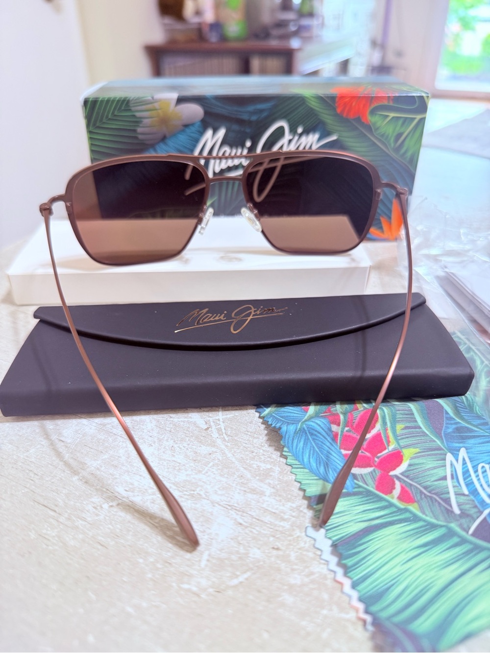 Maui Jim beaches UnisexGold Metal Aviator Sunglasses with Mirror Lenses - Picture 4 of 8